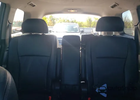 2013 Toyota Highlander Base from USA, damaged, VIN 5TDBK3EH9DS267045